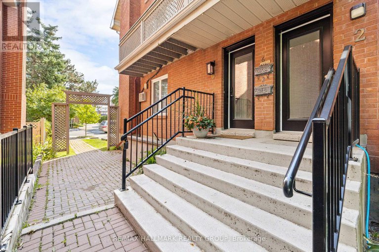 28855280/2-19-montcalm-street/ottawa-east/ottawa/ontario/K1S0A2_3