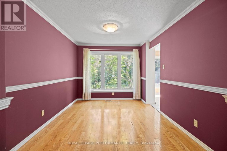 28857396/198-park-grove-drive/queenswood-heights-south/ottawa/ontario/K1E2T1_7