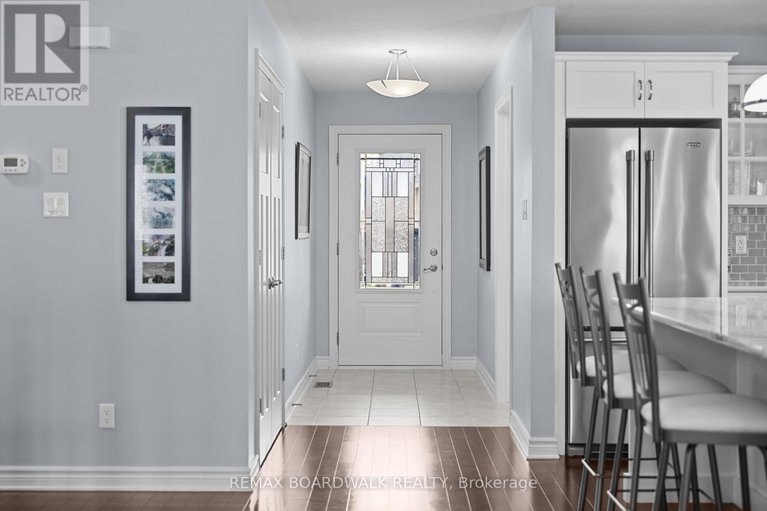 29641408/211-mckenny-street/mississippi-mills-ramsay-twp/mississippi-mills/ontario/K0A1A0_5