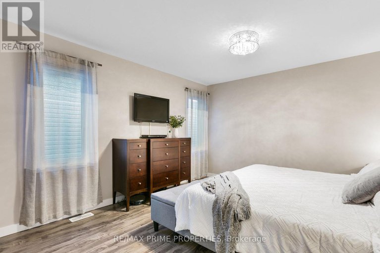 29399730/208-filion-street/embrun/russell/ontario/K0A1W0_22