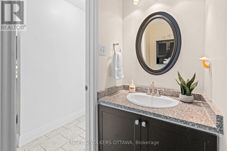 28735964/42-henfield-avenue/knollsbrook/ottawa/ontario/K2J1J8_5