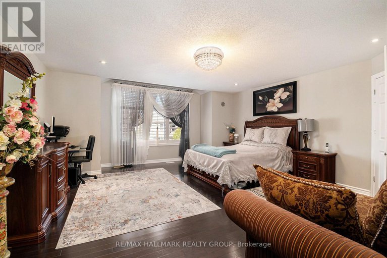 28859982/1015-winterspring-ridge/avalon-east/ottawa/ontario/K4A0S5_25
