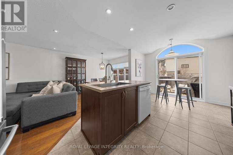 29597010/356-ravenswood-way/avalon-east/ottawa/ontario/K4A0R8_10