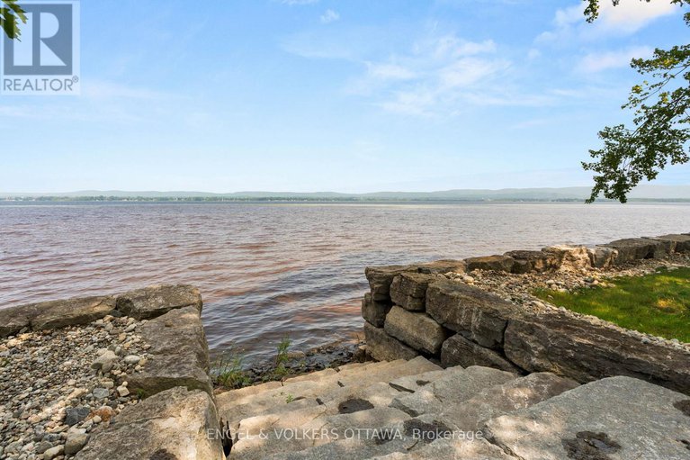 28668938/866-bayview-drive/constance-bay/ottawa/ontario/K0A3M0_35