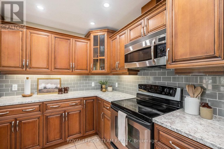 28639751/1307-whitney-road/north-grenville-twp-kemptville-east/north-grenville/ontario/K0G1J0_12