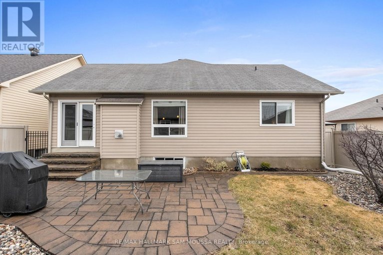 29614140/631-robert-hill-street/almonte/mississippi-mills/ontario/K0A1A0_34