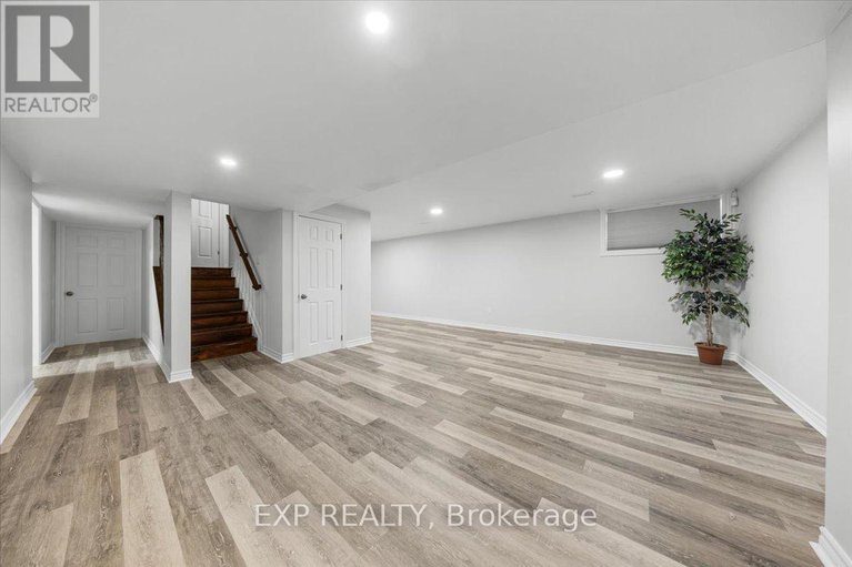 29229486/300-grayburn-way/strandherd/ottawa/ontario/K2J0V8_35