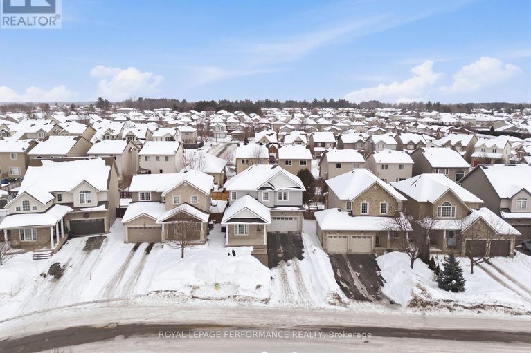 29337298/112-jade-street/town-of-rockland/clarence-rockland/ontario/K4K0C8_34