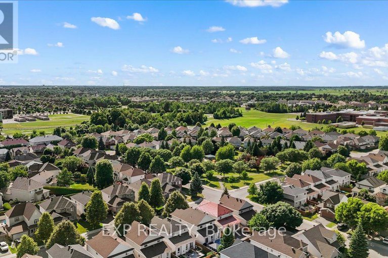 28638637/60-golders-green-lane/longfields/ottawa/ontario/K2J5G2_45