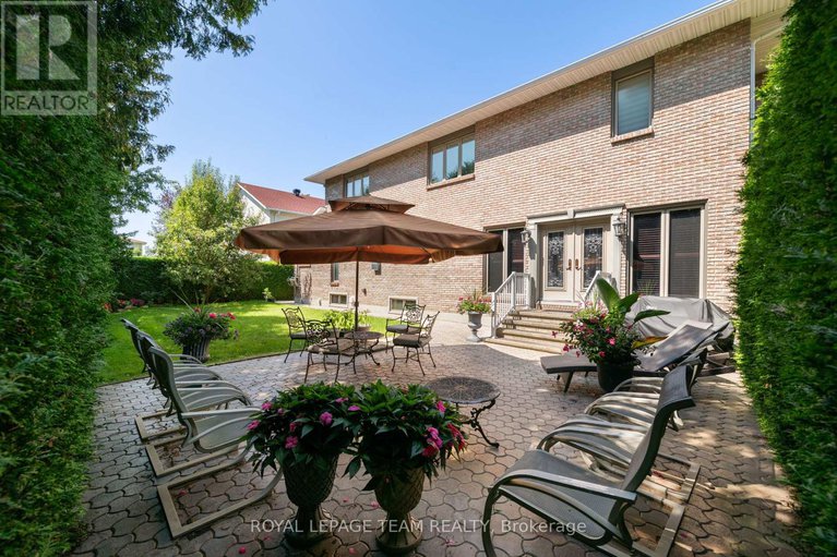 28150557/10-nancy-avenue/sheahan-estatestrend-village/ottawa/ontario/K2H8L4_45