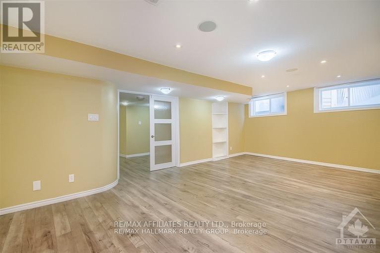 28843087/1040-capreol-street/avalon-east/ottawa/ontario/K4A4Z9_12