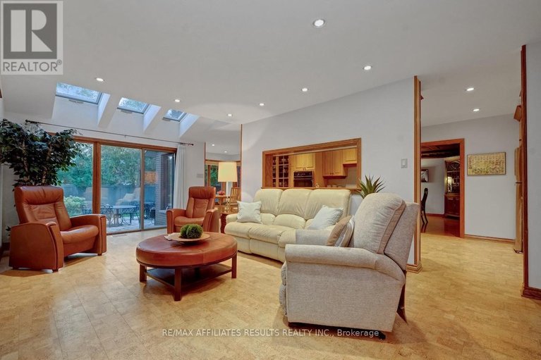 29632363/30-pentland-crescent/beaverbrook/ottawa/ontario/K2K1V5_21