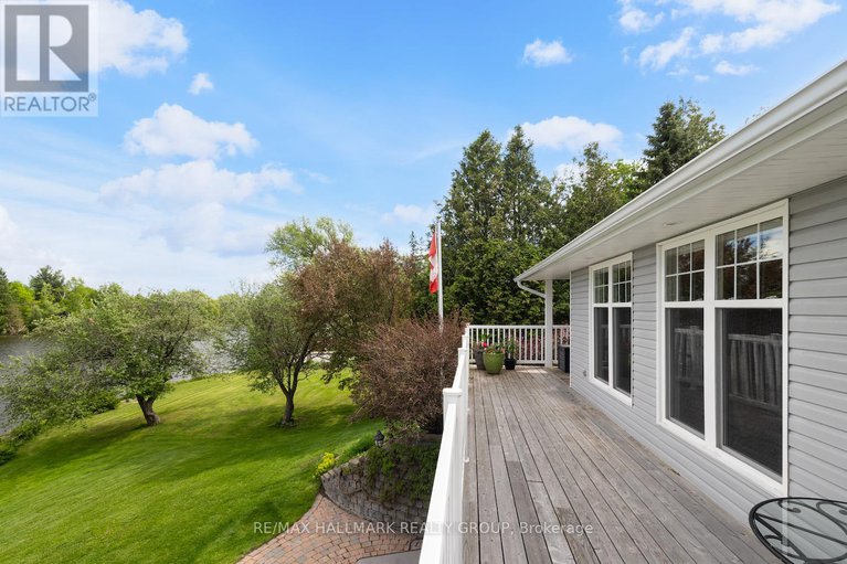 29074508/1-rideau-glen-drive/rideau-heightsashdalerideau-glen/ottawa/ontario/K2C3H1_40