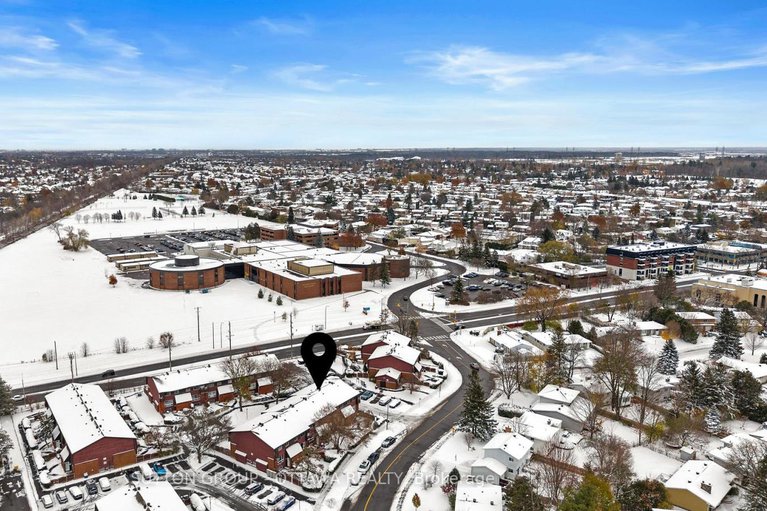 29110852/b-3-banner-road/sheahan-estatestrend-village/ottawa/ontario/K2H8T3_40