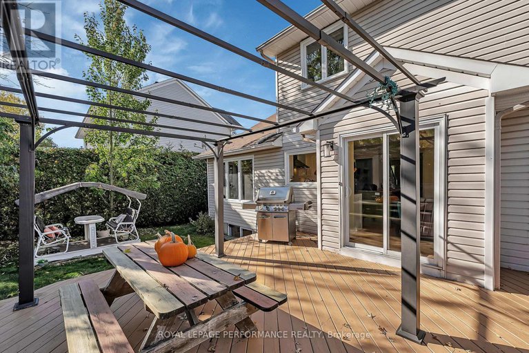 29100825/3084-lemay-circle/town-of-rockland/clarence-rockland/ontario/K4K1A9_38