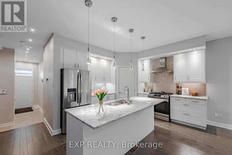 29241575/14-camil-street/castle-heightsrideau-high/ottawa/ontario/K1K0X1_12