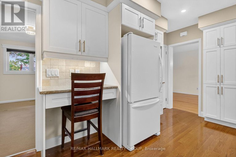 29092668/2042-tilson-street/elmvale-acres/ottawa/ontario/K1G2M7_5