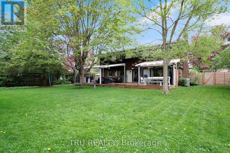28842095/36-varley-drive/beaverbrook/ottawa/ontario/K2K1G2_43