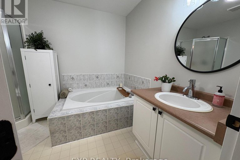 29142305/14-drumso-street/hunt-club-parkgreenboro/ottawa/ontario/K1T3Y2_18