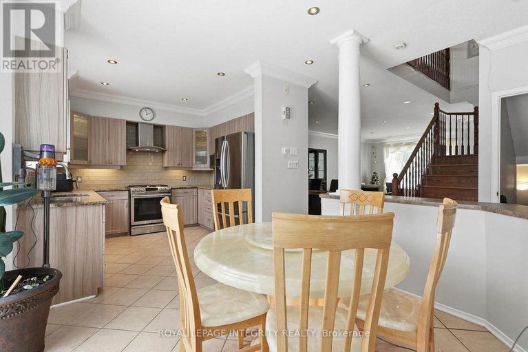 29440005/2104-sandy-oaks-drive/orleans-village/ottawa/ontario/K1W1H5_16