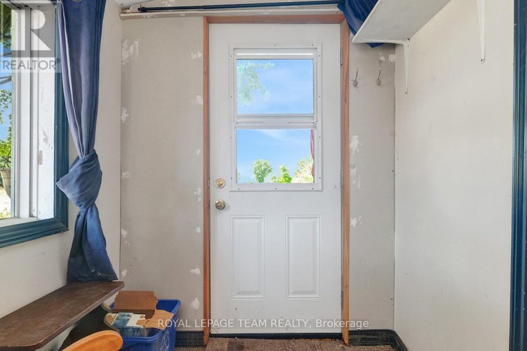 28773548/5684-mccrea-road/augusta-twp/augusta/ontario/K0E1T0_17