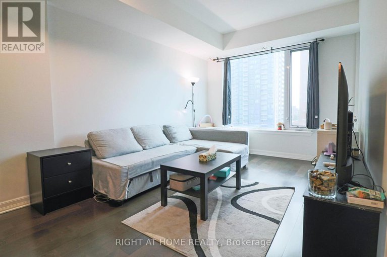 29413620/810-238-besserer-street/sandy-hill/ottawa/ontario/K1N6B1_5