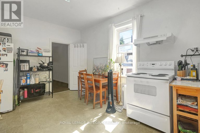 28983024/199-henderson-avenue/sandy-hill/ottawa/ontario/K1N7P7_5