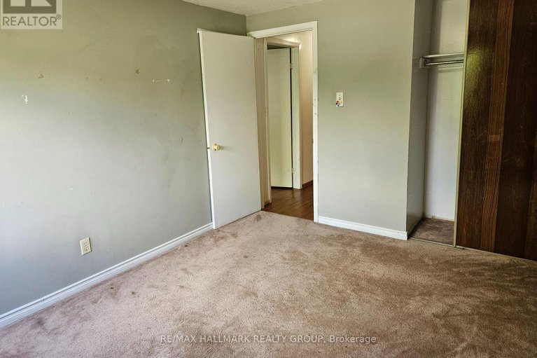 28375991/6-2669-southvale-crescent/sheffield-glenindustrial-park/ottawa/ontario/K1B4V2_17