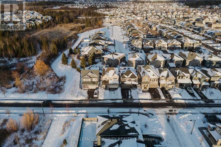 29273588/719-samantha-eastop-avenue/stittsville-north/ottawa/ontario/K2S2H8_2