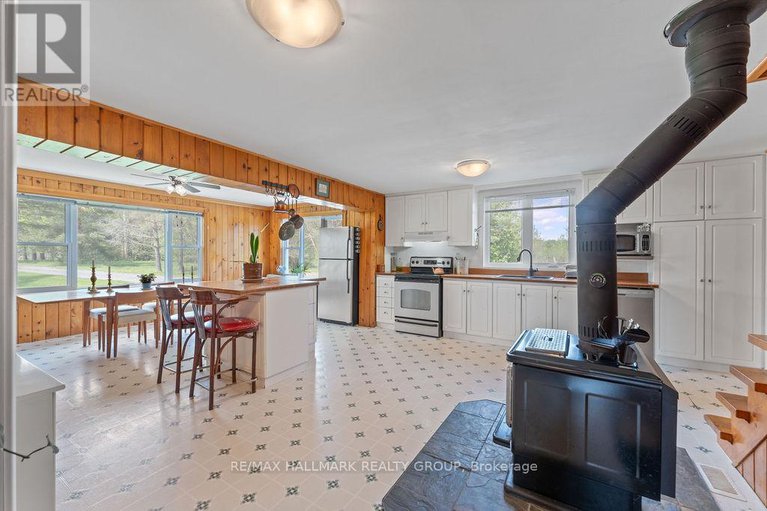 28321251/3513-ashton-station-road/goulbourn-twp-from-franktown-rdsouth-to-rideau/ottawa/ontario/K0A1B0_3