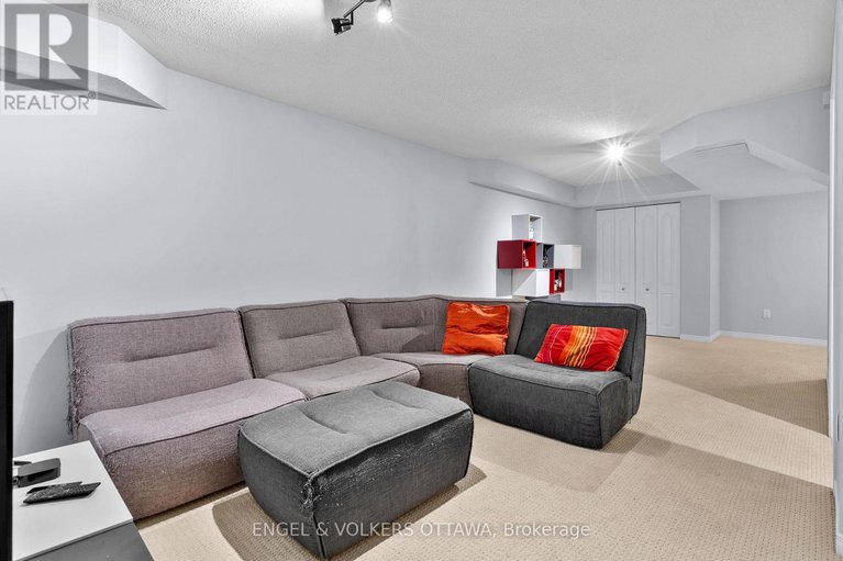 28880746/287-meilleur-private/vanier/ottawa/ontario/K1L0A2_28