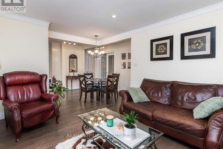 28591498/1941-haig-drive/elmvale-acres/ottawa/ontario/K1G2J9_7