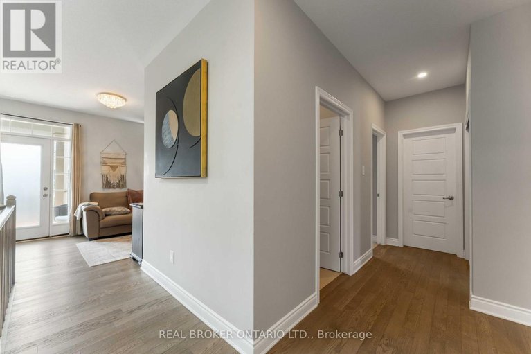 28692907/373-river-landing-avenue/half-moon-bay/ottawa/ontario/K2J6K6_17