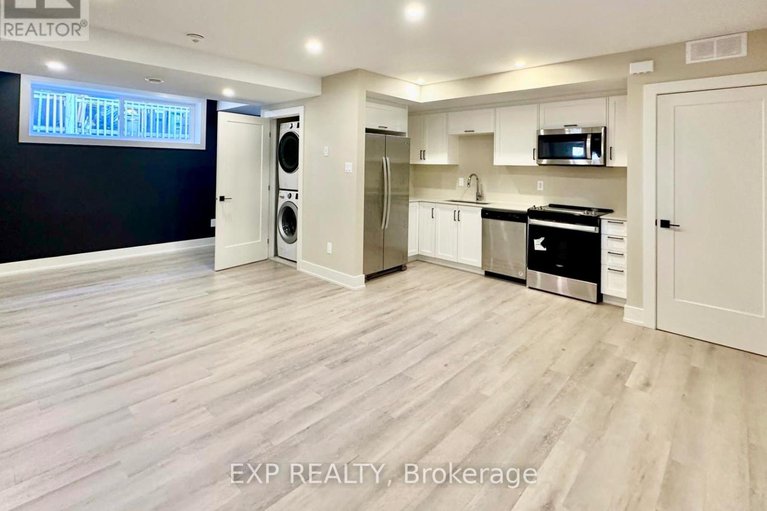 29112103/a-b-27-omeara-street/hintonburg/ottawa/ontario/K1Y2S8_16