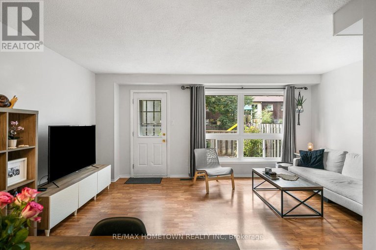 28783270/8b-sonnet-crescent/westcliffe-estates/ottawa/ontario/K2H8W6_10