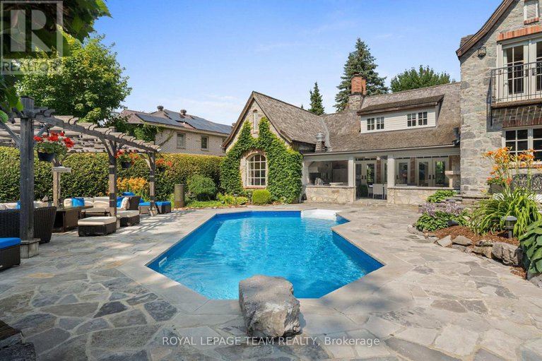 28626458/5572-carrison-drive/manotick-village-manotick-estates/ottawa/ontario/K4M1K7_38