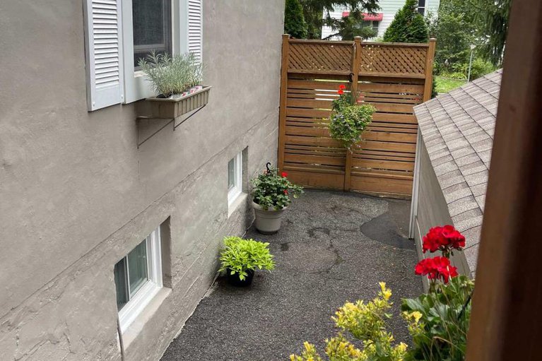 28908368/465-guy-street/castle-heights/ottawa/ontario/K1K1C1_36