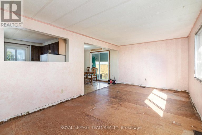 29119255/12121-liscumb-road/north-dundas-winchester-twp/north-dundas/ontario/K0C2K0_8