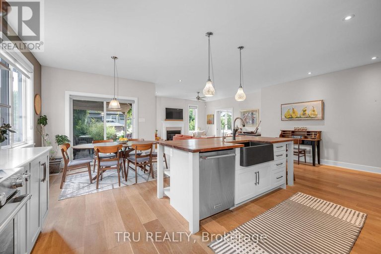 29129070/590-robert-hill-street/almonte/mississippi-mills/ontario/K0A1A0_16