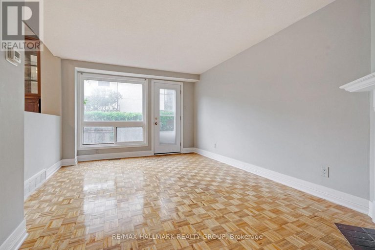 28701496/12f-larkshire-lane/pheasant-run/ottawa/ontario/K2J1Y6_10