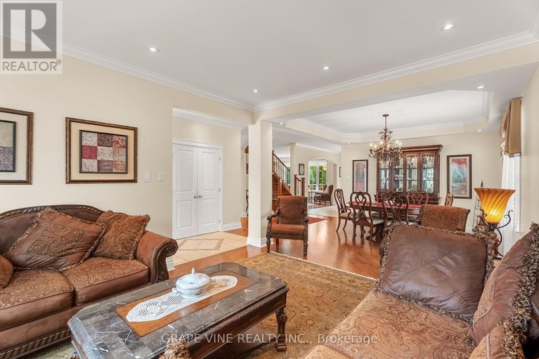 28599079/313-eckerson-avenue/stittsville-south/ottawa/ontario/K2S0K8_15