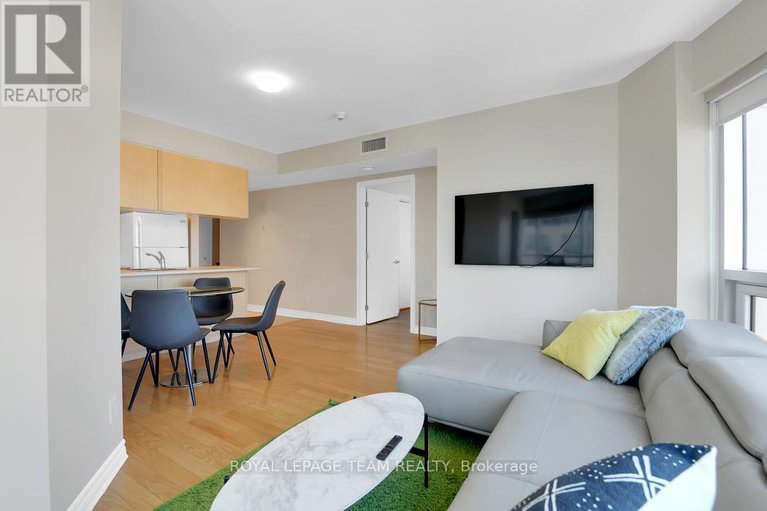 28257141/1704-234-rideau-street/sandy-hill/ottawa/ontario/K1N0A9_9