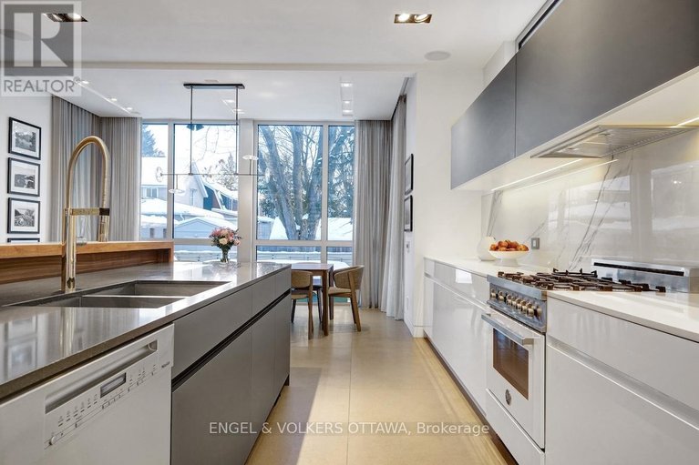 29539469/608-byron-avenue/mckellarhighland/ottawa/ontario/K2A0E5_21