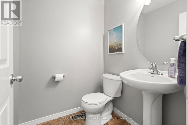 29449929/2268-descartes-street/notting-hillsummerside/ottawa/ontario/K4A0W4_32