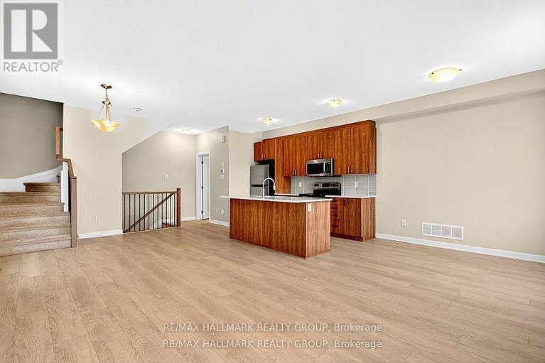 29206622/348-raheen-court-ottawa-circuit/half-moon-bay/ottawa/ontario/K2J7C2_6