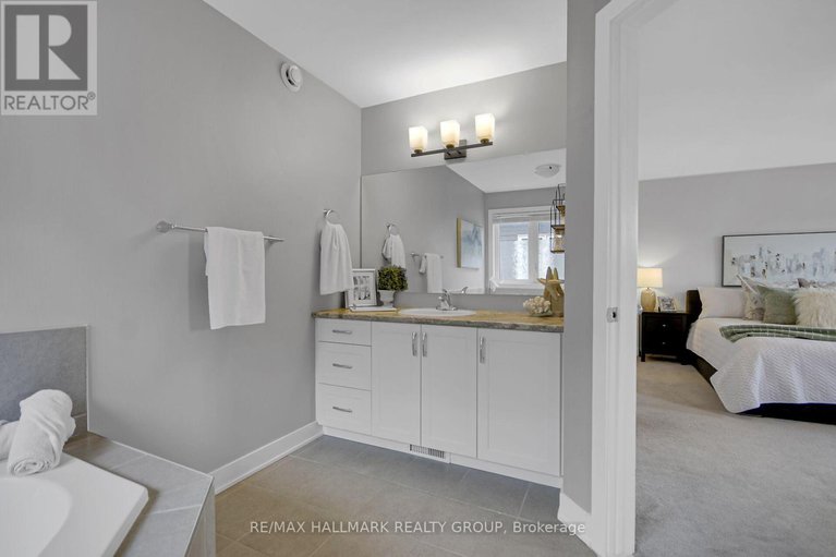 28577155/648-robert-street/town-of-rockland/clarence-rockland/ontario/K4K1E8_34