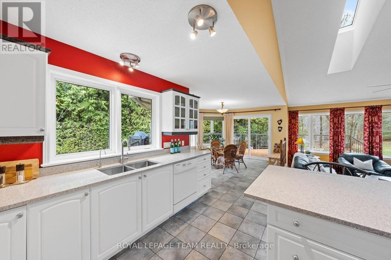 29655095/6461-waddion-drive/greely/ottawa/ontario/K4P1E7_7