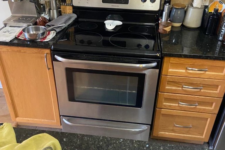 29357806/306-456-king-edward-avenue/sandy-hill/ottawa/ontario/K1N7M9_3