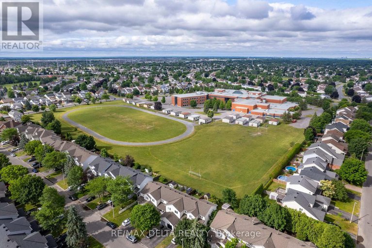 28540257/1610-duplante-avenue/fallingbrookpineridge/ottawa/ontario/K4A4A2_49