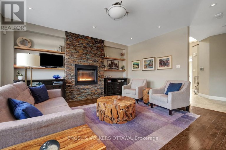 29353199/3681-eureka-avenue-e/blossom-parkleitrim/ottawa/ontario/K1T1L5_8